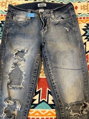 Mudd Women's Light Blue Distressed Skinny Jeans